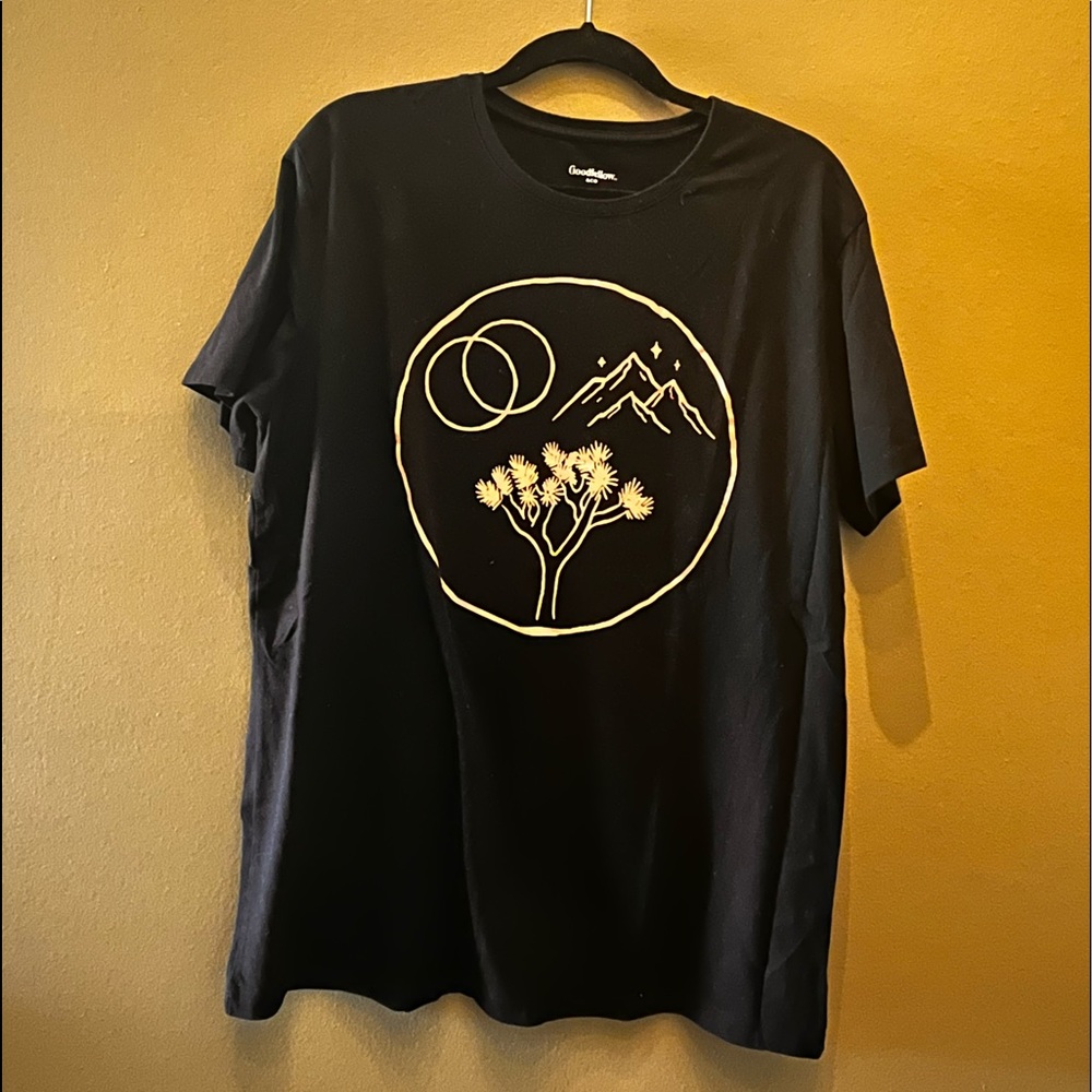 Joshua Tree shirt size L
